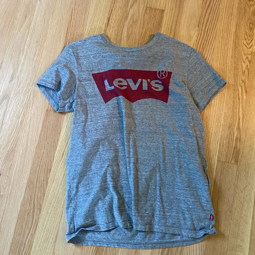Levi shirt